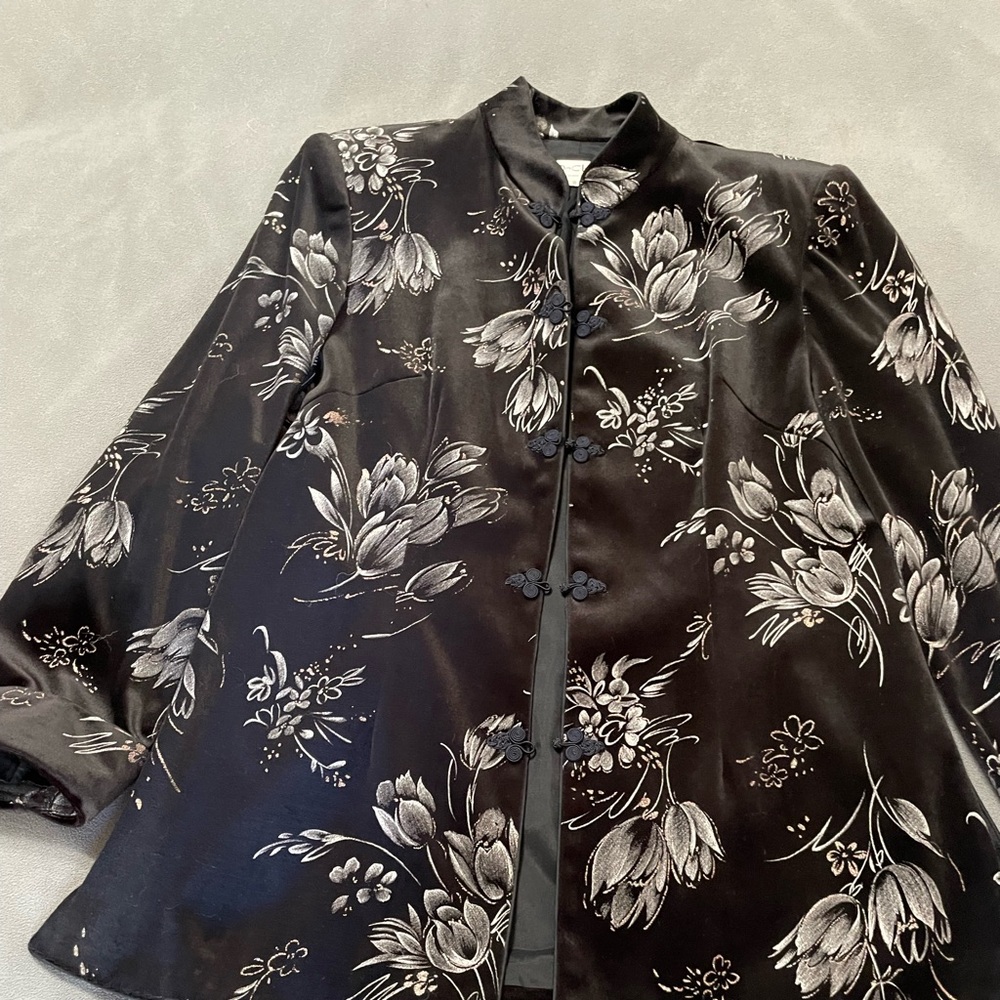 Velvet jacket - Mandarin collar.